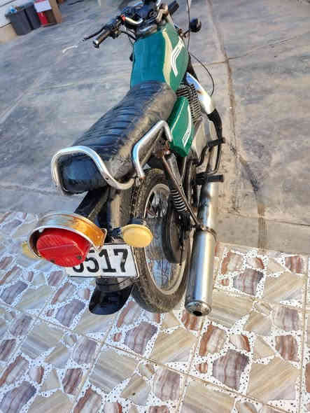 سلام عايكم دراجه امرقمه ٨٢ لبيع تحويل ***********
