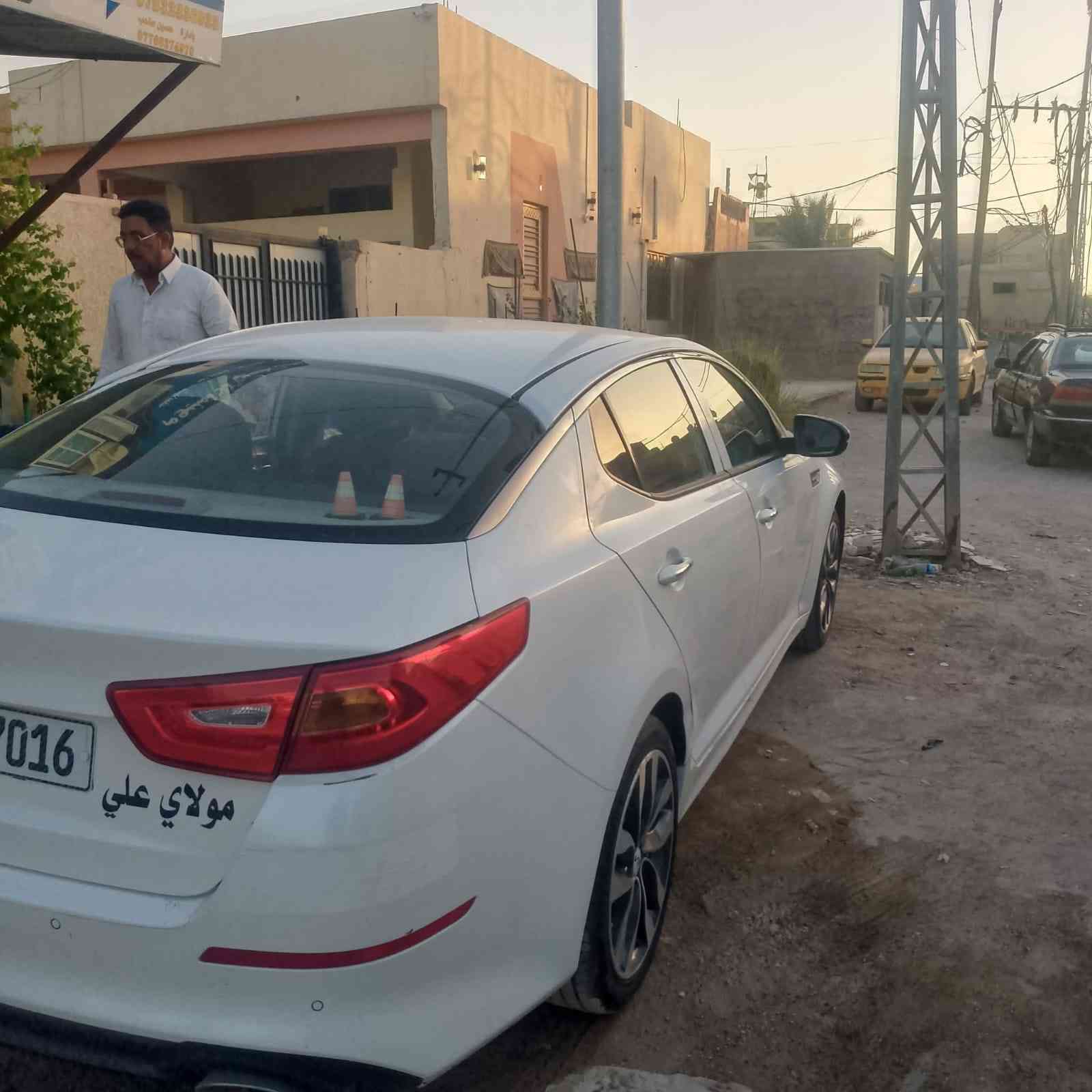 سلام عليكم سياره للبيع اوبتيما خليجي  14شكل 15 مكينه 2400 موصفات فول بصمه لد نهاري بكلايت لد ويل كروم رياضي شفتات ستيرن كشنات جلد  رقم بغداد وباسمي بيها تبديل قطعتين مو اكيد حسب السونار  بنيد وباب المكان السماوه لتواصل علة هذا الرقم ***********
