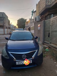 نيسان فيرسا 2018 SV اللون ازرق   معروفة المواصفات  : كامرة خلفية. جاما...