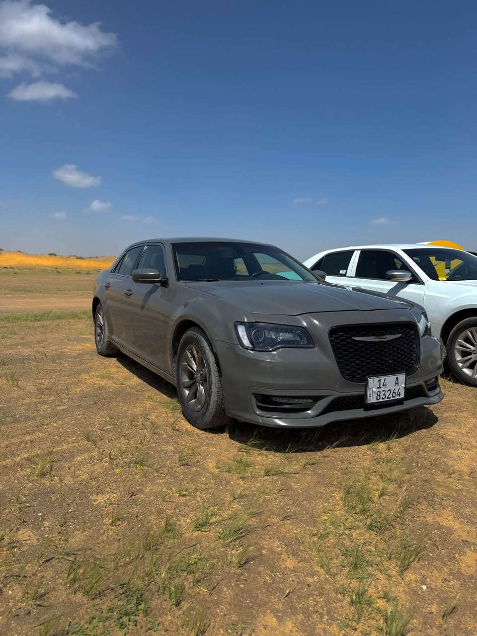 كرايسلر اوباما مديل 2020 اصل 17 بصره باسمي حادث جاملغ وبنيد فقط السعر 175 
هاتف ***********
