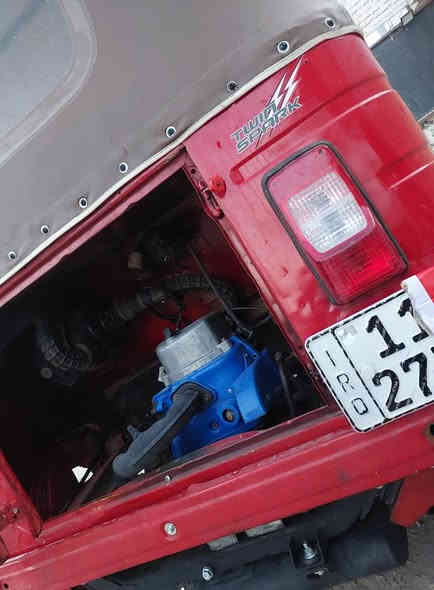 سلام عليكم 
تكتك موديل 2019 /1 /29
مكينه لاتنقيص 
ولا تبخير 
تخم تاير 
مصبوغه عام جماليه 
رقم وسنويه نكليزي بغداد
تحويل ثاني يوم 
العنوان بلديات المعسكر 
السعر 4950 وبيه مجال للطيبين 
رقم الهاتف (***********)
