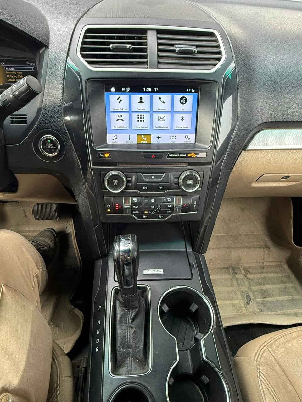 السلام عليكم
فورد اكسبلورر2017
فول مواصفات فقط بدون بانوراما
مكينه6 سلندر
مكينه ممفتوحه بشرط
داخل عسلي جلد
رادرات محيطيه
شاشه كبيره
صدر جديد
تخم تاير جديد
ماشيه89 الف ميل
السياره بدون دواخل
بجم كبس
بيه باب سايق مصبوغ ونصف جاملغ سكن
جاملغ السايق بلادي مبدل نفس اللون بدون صبغ
مكان السياره سليمانيه
السعر/168$ ومجال
للاستفسار
***********
***********
