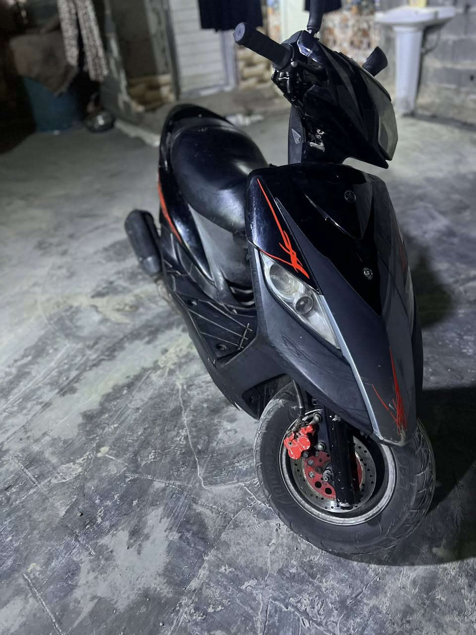 ماكس GTR كامله سلف هندر دراجه نضيفه السعر 650 وبيها مجال تواصل واتساب *********** مكاني بغداد ..
