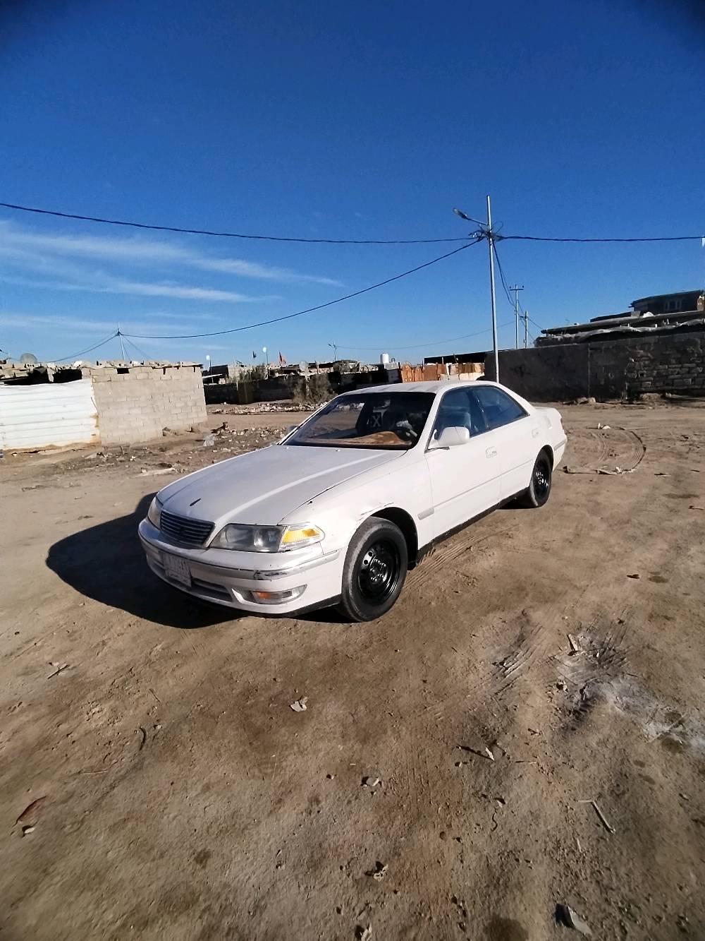 اسلام وعليكم مارك الفينيه كصه جنطه فقط الباقي كفاله سنويه بعدها جديد هزه جديد حداديه جديده غرفه نضيفه مكفوله من الضربه كهربايت كلها شغله مكينه وكير ونجي فقط كيرها بي مشكله بل نمره الثاثله فقط مكشله كهرابئيه ابيع كير وكف // مكاني بصره فاو السعر 35