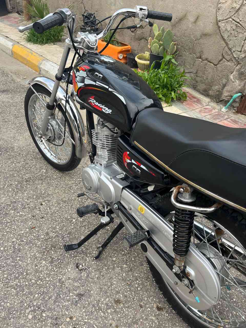 سلام عليكم دراجه رابيدو للبيع موديل 25دراجه كارتون لامفتوحه ولاملعوب بيهاا دراجه كلك كلك مكاني ناصريه مركز شراي يتصل او يجي واتساب ***********
