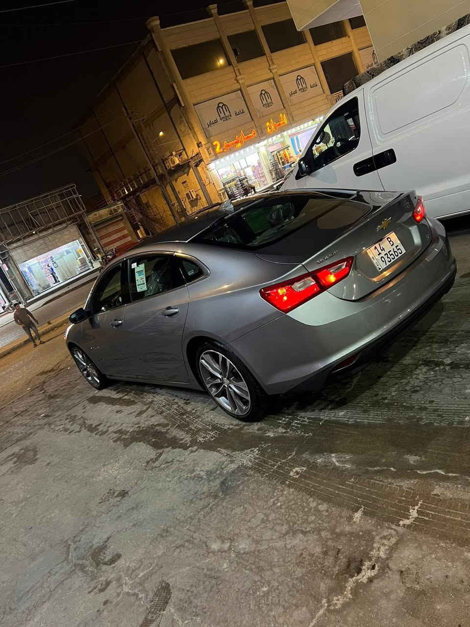 السلام عليكم 
ماليبو 23
رقم بصره دولي 
معوقين بضمانتي
حادثه بنيد نفسه راجع كلش حلوه ضربتها
بدون يرباك

مواصفات LT

تدفئه بلكشنات
رادار امامي
رادار جانبي
تحديد مسار
حساس خلفي
اوتو ستوب
تبريد قطعتين
كرسي كهربائي
ويل ١٩ بريمير
*********** شراي يتصل
