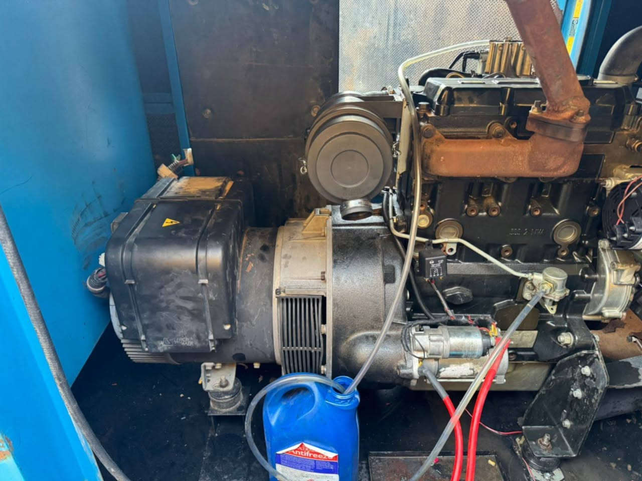 موالده بيركنز انكليزي ٣٠ كيفي محرك حديث  كاتم شغاله على حمل لا صرف ولا تبخير توليد لوري سومر حديث السعر ٣٨ ورقه  العنوان بغداد كراده للاتصال
***********
