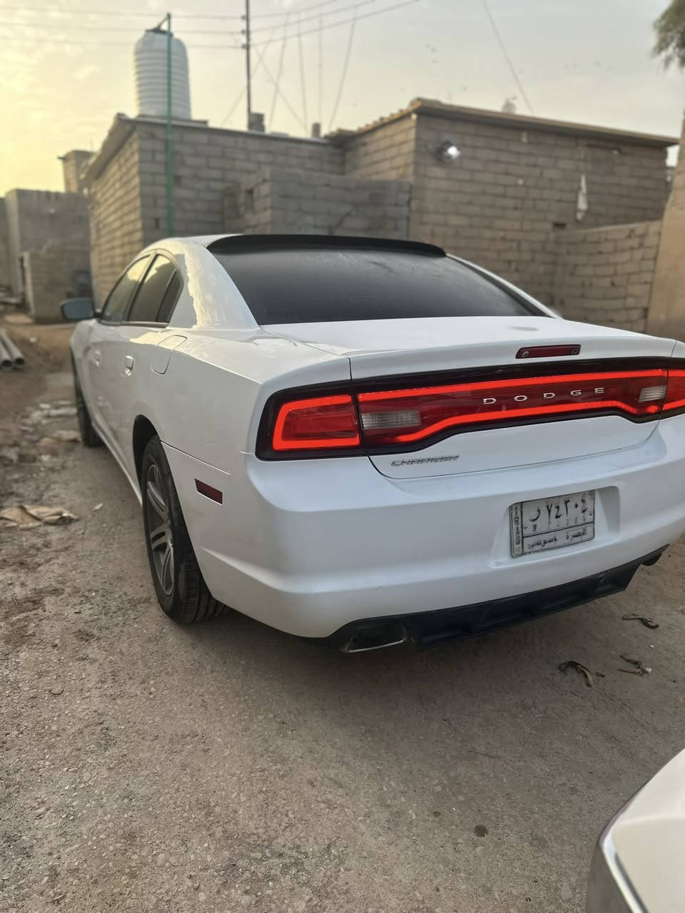 سلام عليكم اللبيـع فقط 
جارجر 2013 اصـل رقم بصره تحويل مباشر مشروع وطني 
السياره جاهزه اللخير حداديه جديده تخم تاير ويل خليجي كير مكينه تراي زيرو 200 مكينه 3600 
كير گصبه جديد غرفه جلد مشمشي جديد شاشه جبيره وكامره دواره هواي بيها مواصفات السياره جاهزه بوجهك الشارع ربع ماذب عليها 
//علماً السياره بيه كص بلجنطه// السعـر 115 
عليها غرامه تنزل من سعرها وأنا خادم 
مكاني البصره 
الهاتف ***********
