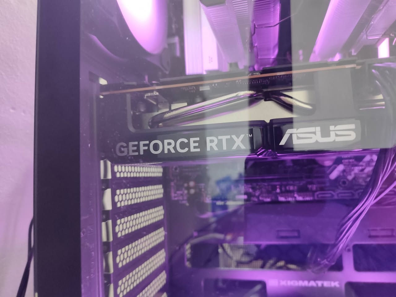 عندي pc للبيع استعمال شهر ونص
موصفاته
المعالج /// RYZEN 5 7600
كارت الشاشه ///RTX 5060 8G ASUS
الرمات ///16G DDR5 6000
لوحه الام/// M B ASUS B850  M-K
مع ذاكرة/// SSD512
باور سبلاي /// 750 واط
سعر مليون و 700 بيه مجال 
ملاحظه يجي وياه يوبي اس هديه 
و ماوس و كيبورد و ماوس باد


**إذا كنت صاحب هذا الإعلان وتريد حذفه لأي سبب، رجاءا أرسل رسالة إلى الدعم الفني**