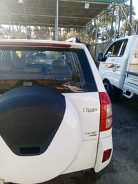 السلام عليكم  للبيع تيكو . موديل ٢٠١٢ . شكل 13 رقم بغداد  . كير ومكينة...