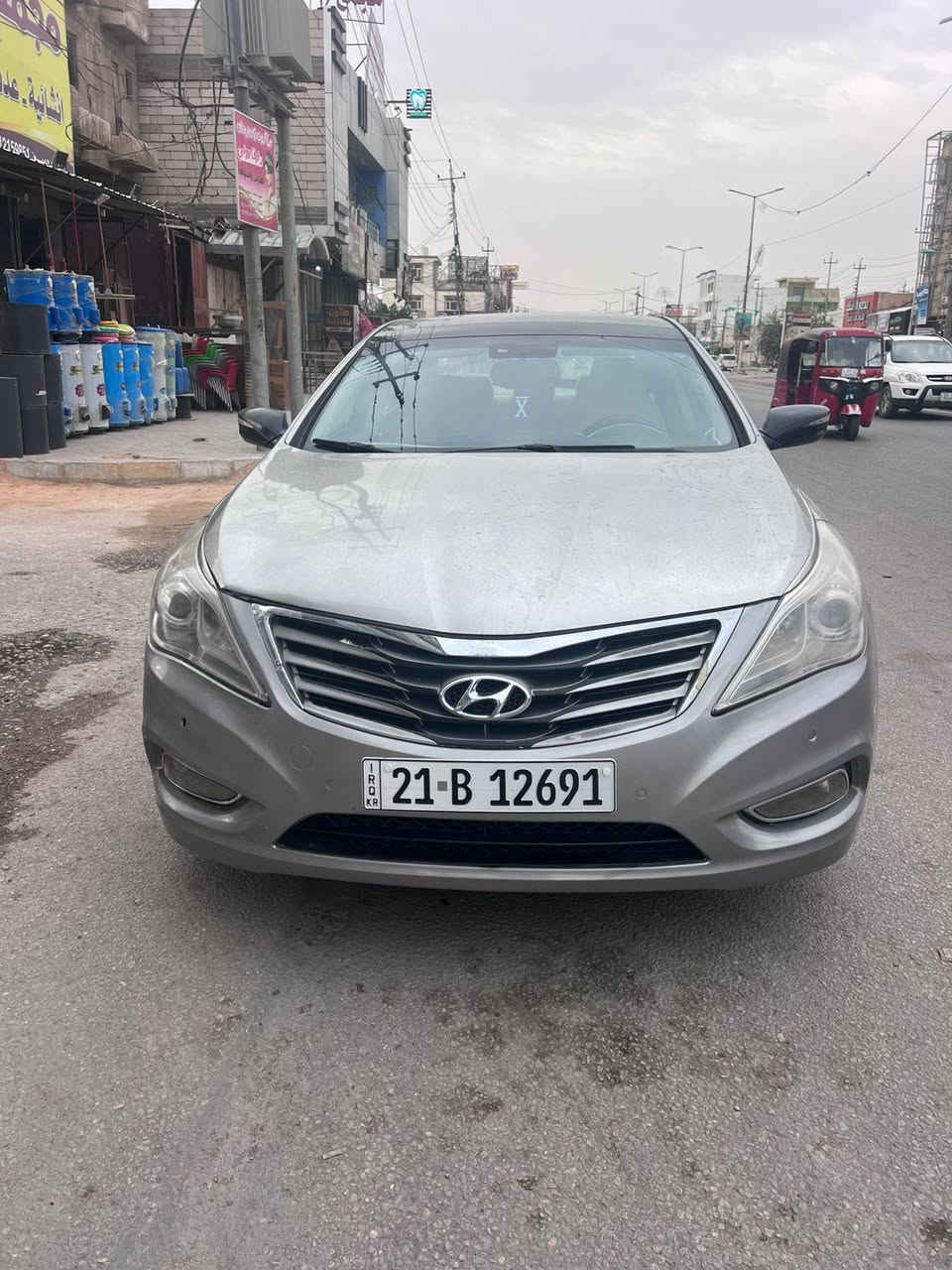 ياالله سلام عليكم سياره نوع هونداي  ازيرا موديل 2012خليجي فول مواصفات واحد عل واحد بصمه بنراما شاشه كامره حساسات تحكم ستيرن جهتين خمسه ويل كب 6سلندر 2قطع تبريد سستم سماعات كشاف زنون كفاله كير مكينه حداديه تخم تاير تبريد تدفىه تبريد ثلج شاير بل مري مري شفط كشنات كهرباىي جلد مكفوله من الحادث والضرب والتبديل والفتح والصبغ سياره جاهزه خير من الله العنوان كربلاء السعر 112وبيه مجال حك الجيه الهاتف ***********بيع فقط
