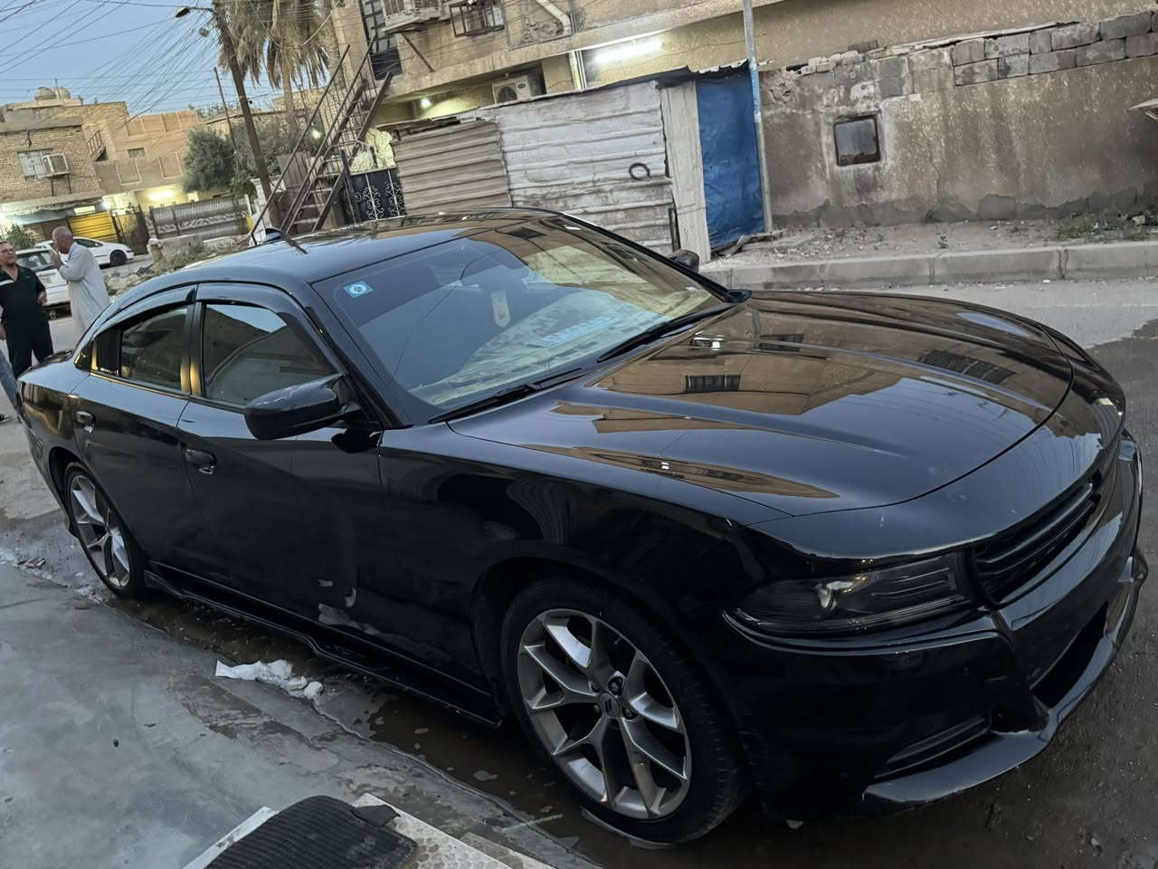تشارجر للبيع او  مراوس / تاهو
مديل 2023 دخول بأسمي
مواصفات sxt 
كفالة من صبغ بجم كبس 
حادث موضح بالصور راجع بارد 
المكان / بغداد البياع 
السعر 250
الرقم ***********
