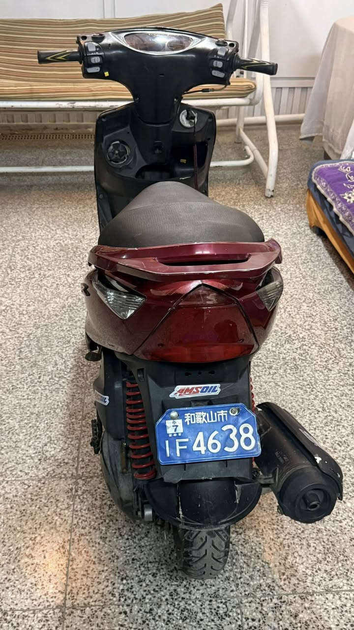 سلام عليكم دراجه ماكس ثعلب دراجه خير من الله كلشي شغال بيه 
كهربائيات  جيب فيتر او تعال افحص دراجه اتخبل مكان كاضميه 
***********
