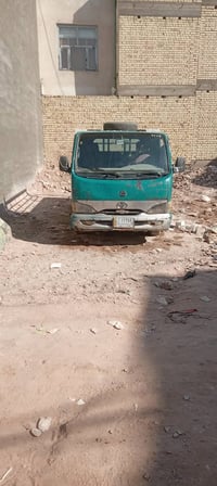 للبيع كيا حمل سامسونك موديل ٩٩رقم بغداد الماني سيار٥ بلادية قمارة وربع...