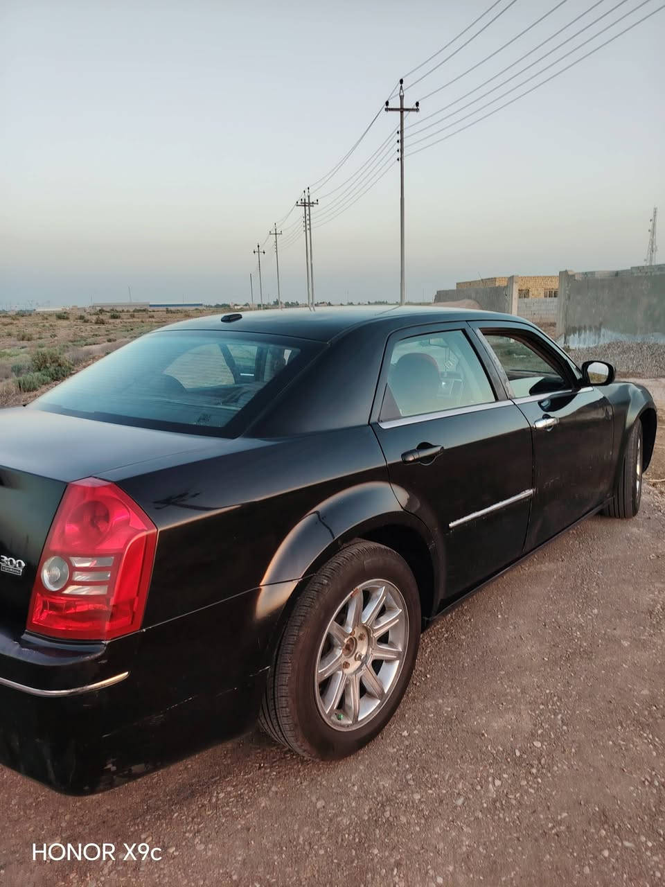 سلام عليكم سياره البيع جاهزه تخم تاير جديد باتري جديد حداديه جديده سياره مامشتقله على خط مكينه كير نعمه من الله سياره ستخدام شخصي مامشتقله  سنويه 27 عدي وكاله عامه بيهه وراعيهه يمي البسمه سنويه سعر 125وبيهه مجال الطيبين ضربتهه جاملق امامي يمين بمريكه ومصبوق بل عراق ستفسار اكثر *********** هاذ متواجد على فيس
