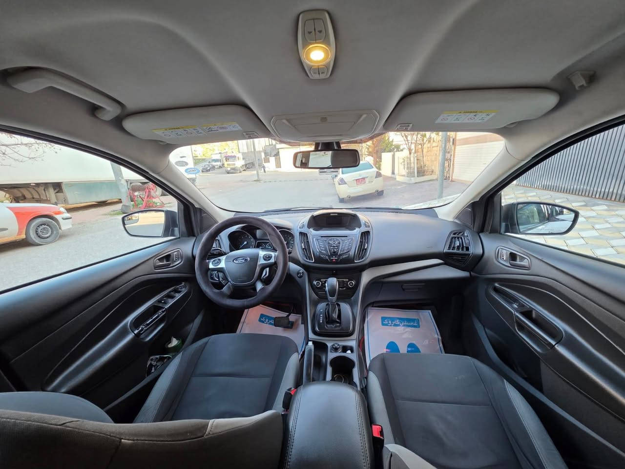 فؤرد ئيسكيپ مؤديل 2014 نيڤا 
بئ بؤياخ
مةكينة 2.5 
گيرتؤماتيك
بةشةرتي گيرومةكينةو تةبريد
بةصمة
تةبريد لةمس
طايةي تازة 
تةبريد 3 پارچة
140هةزاري هةقيقي رؤشتوة
ماشاءالله نمونةية لةجواني
سةنةوي بةسةرچووة
تئ بيني //
تةنها 3 قوپاوي زؤر بچوكي هةية
شؤين / سليماني 
نرخ 115 وةرةقةو معامةلة

*********** خاوةني سةيارةكةية بؤ پةيوةندي كردن السليمانية, العراق
