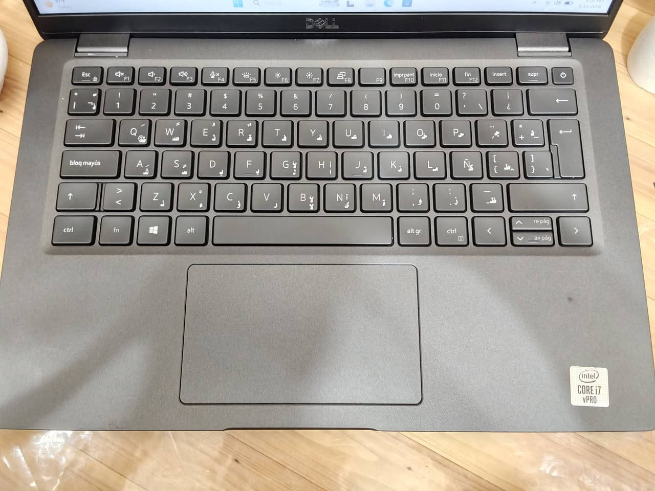 ⚡👑🔥 وحش الأعمال الحقيقي وصل 🔥👑⚡
💻💎 Dell Latitude 7410  
🧠⚔️ Core i7 جيل عاشر  
🚀🧬 RAM 32GB  
💣⚡ SSD 512GB / 256GB متوفر  
🖥️🛡️ شاشة 14 إنج فول إتش دي  
🏆💼 تصميم رسمي فخم وقوي  

👑💻 هذا مو لابتوب عادي… هذا جهاز شغل ثقيل من فئة الاعتماد الكامل  
🚄⚡ أداء سريع واستجابة عالية بكل الاستخدامات  
🎯🔥 يشتغل بثبات حتى مع أقوى البرامج وتعدد المهام  
🦅💼 تصميم عملي يعطيك حضور قوي وهيبة شغل  
💣🚀 يفتح برامج ثقيلة ويخدمك بدون ما يضعف  
🛡️⚙️ ثابت للاستخدام اليومي الطويل بدون تعب  
✨⚡ تجربة استخدام سلسة واحترافية  

💎🔥 ليش هذا الجهاز غير؟

👑🧠 RAM 32GB = شغل مفتوح بدون حدود  
⚡💣 SSD = سرعة تشغيل ونقل ملفات صاروخية  
🚀💼 مناسب للشغل الحقيقي مو الاستخدام العادي  
🖥️✨ شاشة واضحة ومريحة للاستخدام الطويل  
🧳⚡ عملي وخفيف وسهل التنقل  

🎯 استخداماته:

💼 شغل مكتبي وشركات  
🧑‍💻 برمجة  
🎨 تصميم خفيف إلى متوسط  
📊 أوفيس وإدارة  
📚 دراسة واستخدام يومي ثقيل  

🔥💎 الخلاصة:
جهاز يجمع القوة + السرعة + الاعتمادية  
مو جهاز عرض… هذا جهاز شغل يومي ثقيل بثقة 💻⚔️👑  

📩💬 للاستفسار راسل خاص  
.
.
.


**إذا كنت صاحب هذا الإعلان وتريد حذفه لأي سبب، رجاءا أرسل رسالة إلى الدعم الفني**