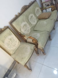 مركز ديوانية • كنب