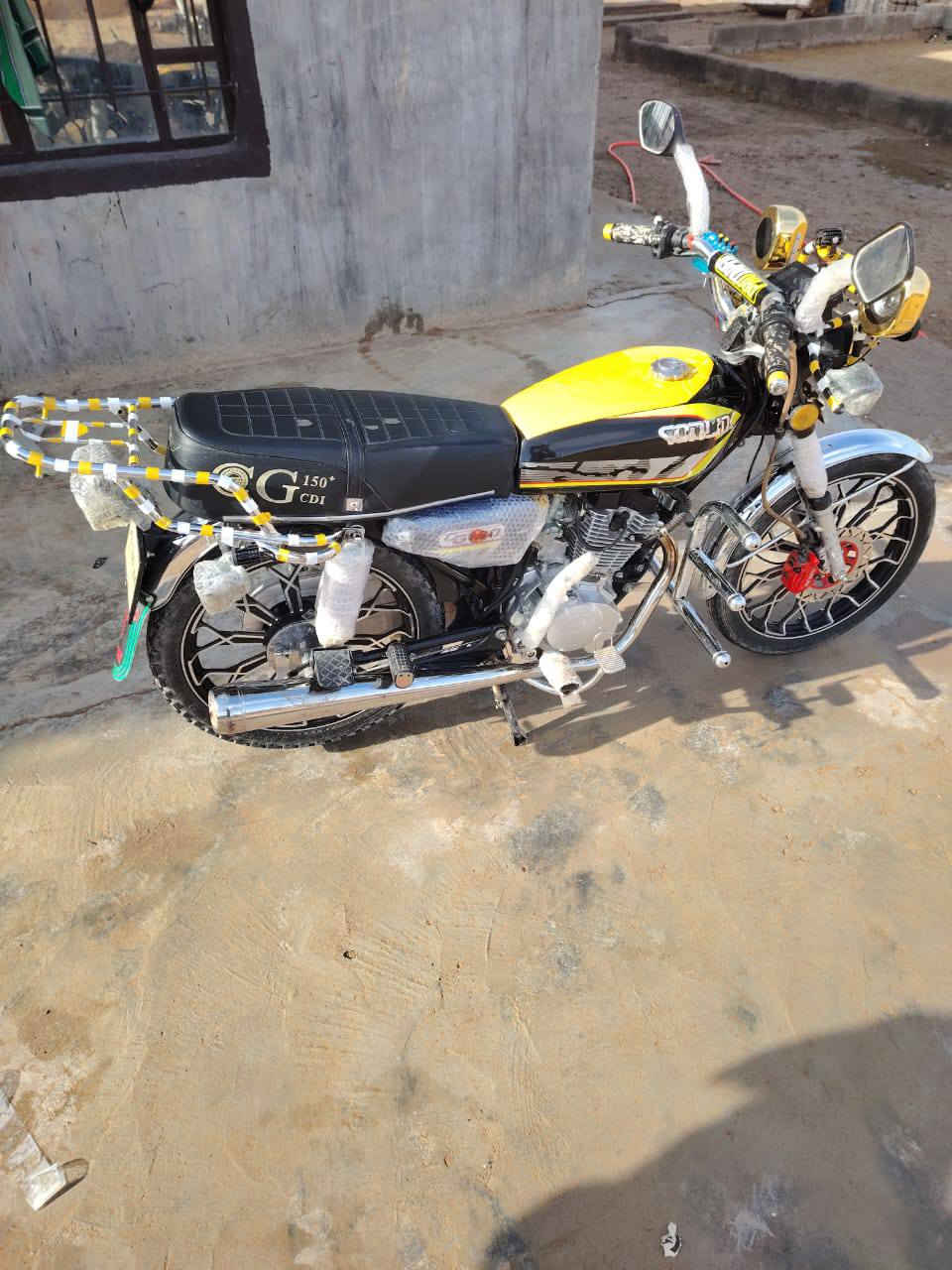 سلام عليكم
دراجه2024 سيفان للبيع محرك كبس شرط ممفتوح كهربائيات كله شرط السعر 650وبي مجال مكاني بيجي 
*********** واتساب
