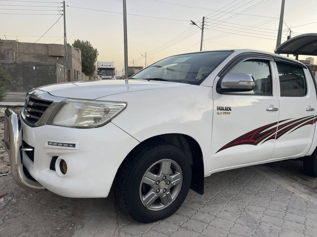 السلام عليكم 

للبيع او مراوس 

فلاونزه موديل 14 كير اوتماتيك شاصي 19 الساير فول مواصفات بيه صبغ وبارد اجزاء  بسيطه وكلشي واضح بالسونار  رقم ذي قار مكاني بالبصره بالزبير مكينه ما مفتوحه كير كفاله شاصي كفاله تخم تاير برجستون حداده جاهزه السياره للبيع  السعر 188 قفل  كلش وهذا رقمي 
متواجد خاص شنو عندك مراوس عادي


**إذا كنت صاحب هذا الإعلان وتريد حذفه لأي سبب، رجاءا أرسل رسالة إلى الدعم الفني**