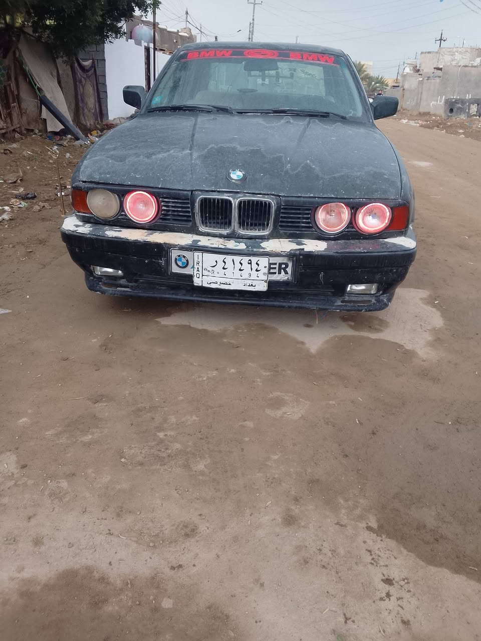 السلام عليكم ورحمه الله وبركاته بي أم دبليو مديل 1989سياره مابيها ضربه كفاله بس عوزها صبغ سياره بيها تخم تايرات بيها محرك فيفيتي 2500 سعرها 50 بيها مجال رقم ***********
