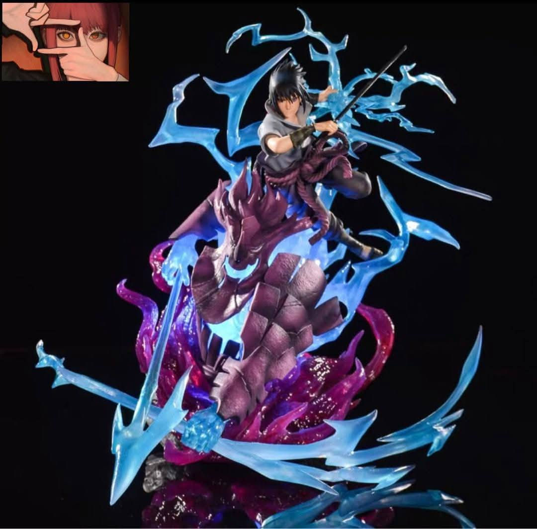 شخصية ساسكي أوتشيها (Uchiha Sasuke) من أنمي "ناروتو"، وهو مجسم من فئة GK (Garage Kit) يتميز بتفاصيل دقيقة وإضافات بصرية قوية.
يتميز هذا النوع من المجسمات بوجود تأثيرات ضوئية (Light Effect) مدمجة تزيد من واقعية السوسانو والبرق عند تشغيلها.
الحجم والخامة: يبلغ طول هذا المجسم حوالي 35 سم، وهو مصنوع من مواد عالية الجودة مثل الـ PVC  لضمان متانة التفاصيل.


**إذا كنت صاحب هذا الإعلان وتريد حذفه لأي سبب، رجاءا أرسل رسالة إلى الدعم الفني**