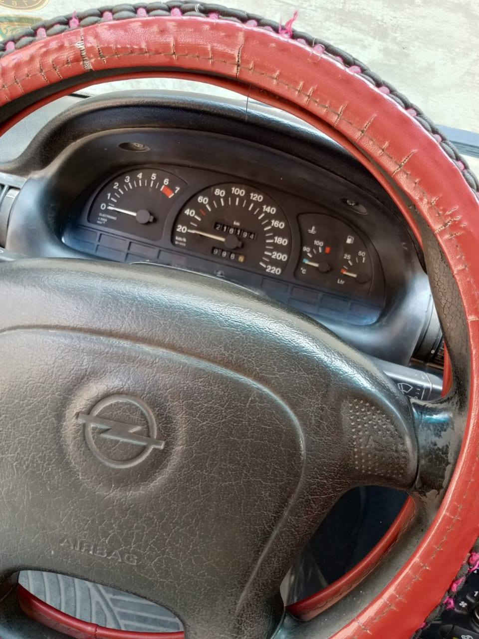 استرا موديل ٩٧ تبريد كير اوتو محرك ١٨ رقم انبار انكليزي بأسمي تحويل مباشر ( كير ومحرك بالشرط) العنوان كركوك *********** السعر ٤١ وبيها مجال قليل
