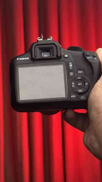 كامره كانون 1300d مع كامل الملحقات 325 نضافه الكامره 100‎%‎ 

اطلبها الان مع جنطه هديه ورام 32 هديه 

***********
