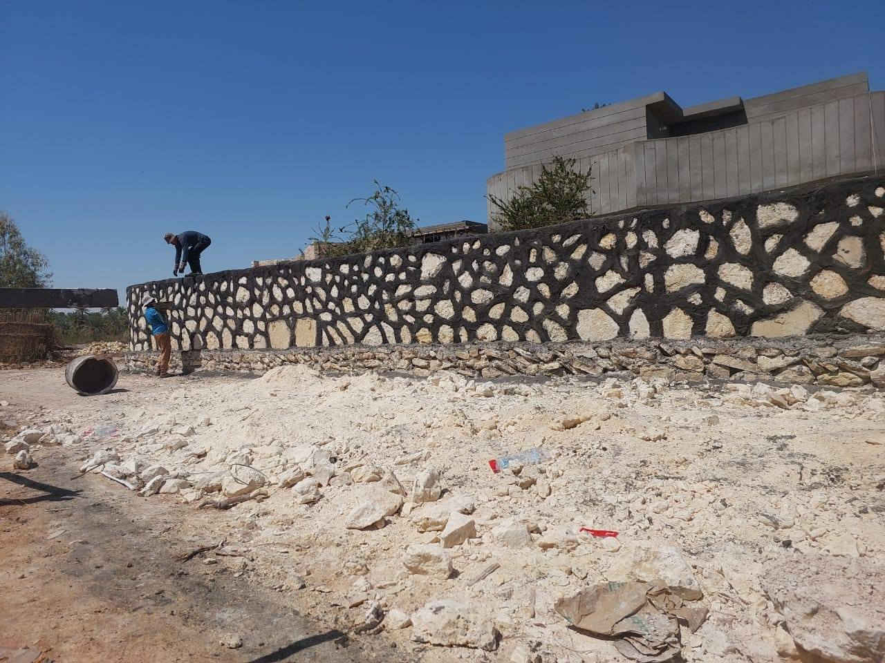 لبناء الحجر كرسته وعمل بيوت واسيجه واساس ونافورات وتغليف  وبسعر مناسب لاتصال على لارقم الهاتف 👇🏻👇🏻👇🏻👇🏻***********
***********
***********
