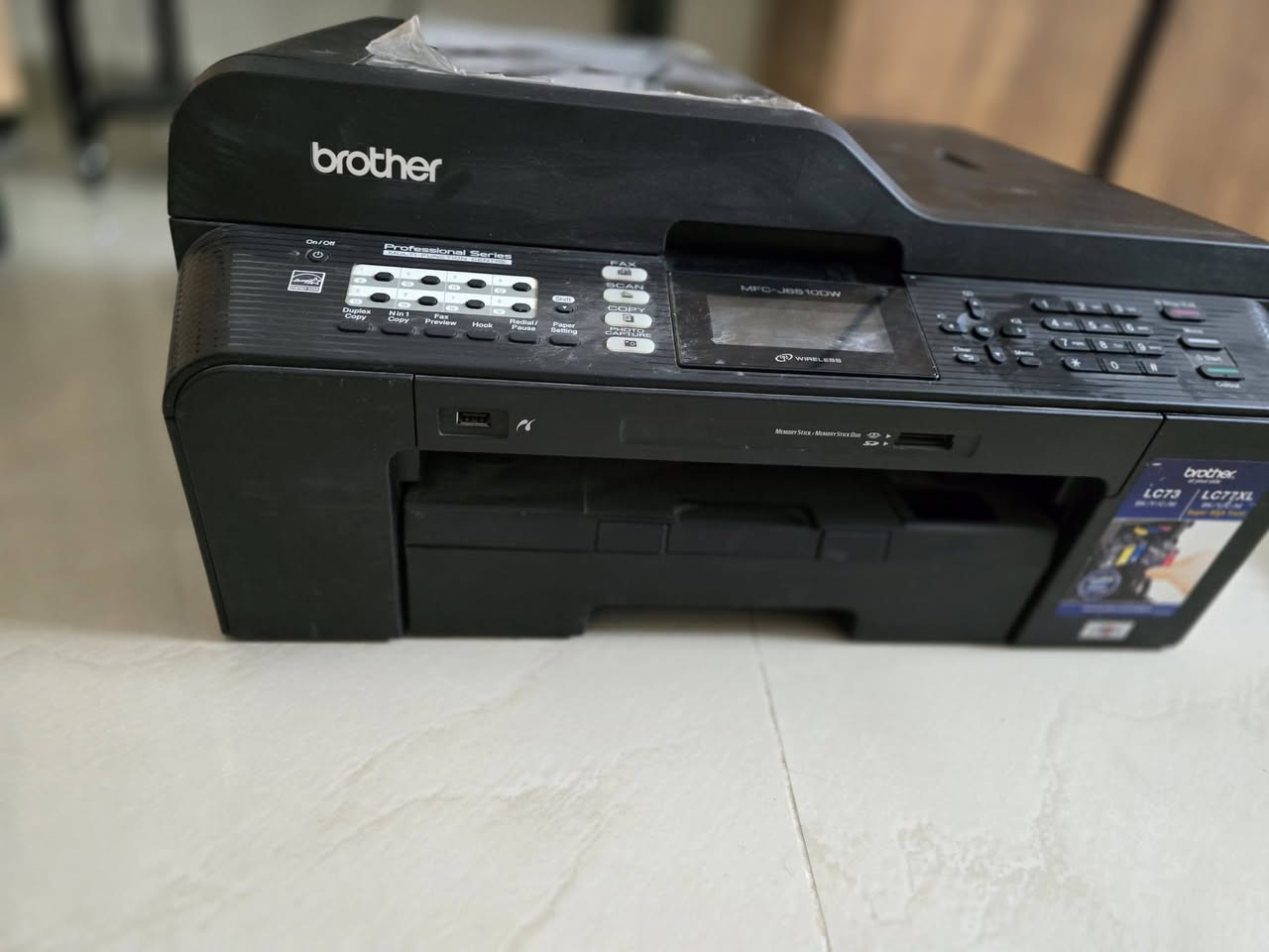 طابعه موديل MFC-J65 100W
استعمال نظيف السعر240 وبيها مجال


**إذا كنت صاحب هذا الإعلان وتريد حذفه لأي سبب، رجاءا أرسل رسالة إلى الدعم الفني**
