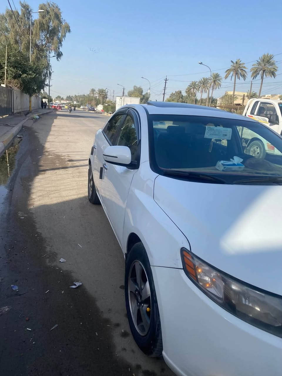 السلام عليكم مكلف بالنشر 

بيع فقط  

نوع:سيراتو 

موديل:12

لون:ابيض

مواصفات: فول واحد ع واحد

بصمة تشغيل وابواب 

فتحه 

اشاير مري

مري شفط

حساسات 

تحكم ستيرن

شفتات ستيرن

ويل كب عدد 5

حجم المكينه:1.600

گير: 6 نمر 

ضرر: جاملغات  خلفيه صبغ اثر شخوط بدون دواخل وباب نص صبغ  

رقم السياره :  بغداد الجديد 

صاحب السياره: باسمي 

ملاحظه: كير مكينه مبدل بيها كازكيت  حداديه تخم  منظومه تبريد نوزلات  بلكات مجاول كله جديد ومكفول

السعر : 95

موقع السياره: بغداد 

للاستفسار *********** واتساب موجود
