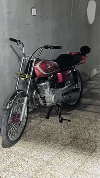 ماطور للبيع ايراني 4 كير مكينه شرط فحص الشلعه فول  مكينه انتنس 24 تعمي...