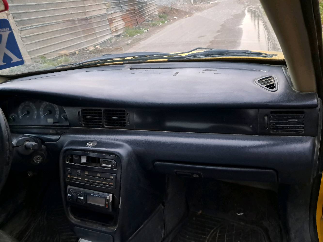 سمند موديل 2009 السيارة رقمه بغداد شرط التحويل السياره محور مكينةكورلة  وكير اوتماتيكالسيارة نقصة حداديه وترتيبات بسيطه 
بغداد بوب الشام *********** 