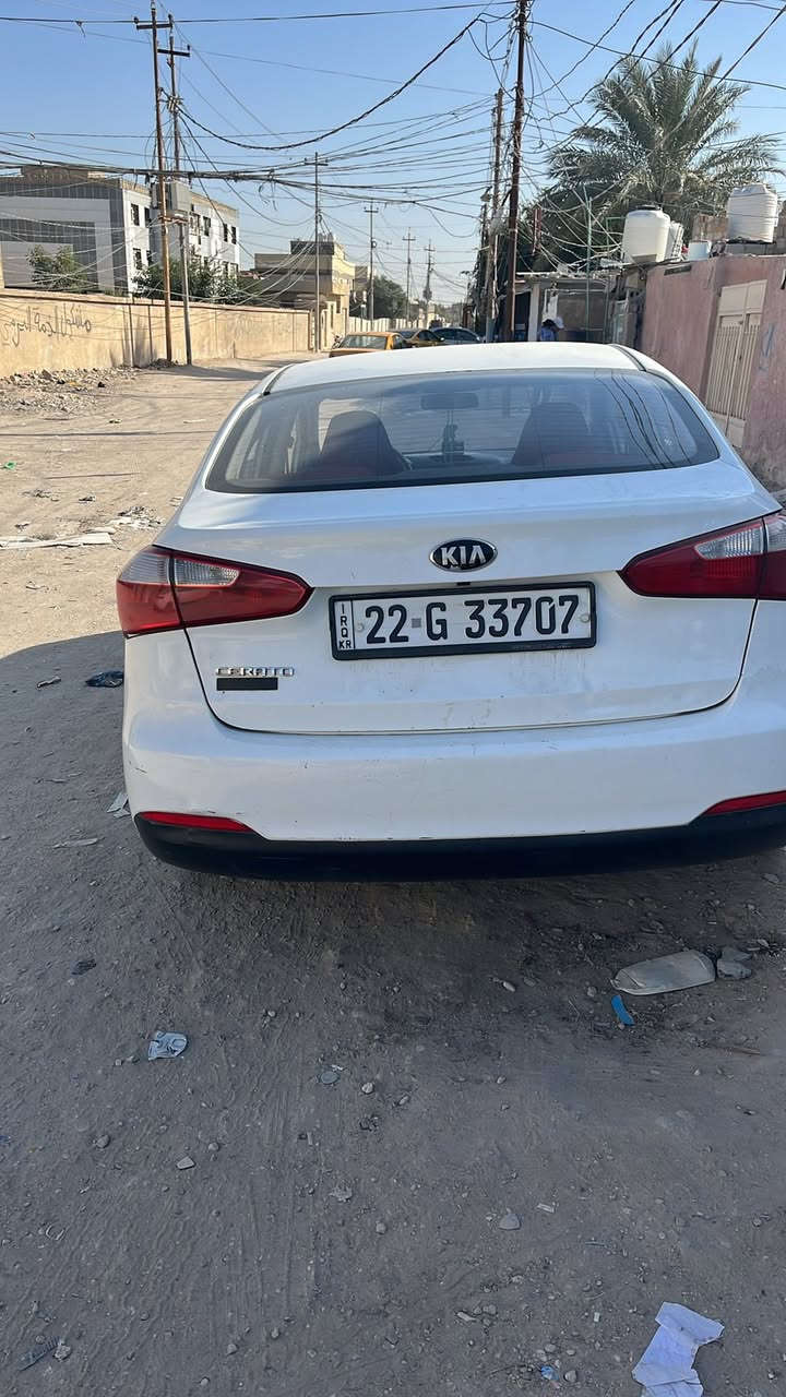 من رخصت الادمن سياره سيراتو موديل ١٤رقم اربيل كير مكينه تبريد مكفول بيه ثلاث قطع صبغ سعره ٩٥ شاشه لمس ملاحظه السياره تحويل ماسوي وكاله 
متِواجد واتس آب ***********
