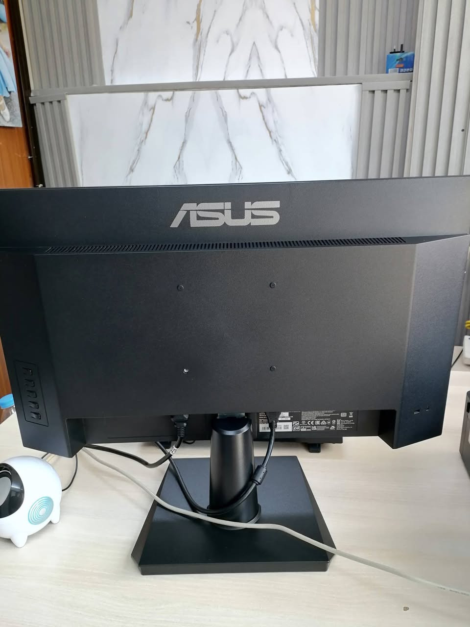 شاشة ASUS VA24EHF نضيفه جديده استخدام شهرين جديده موجوده كارتونتها وضمان سنه السعر 140
شاشة ASUS VA24EHF نضيفه جديده استخدام شهرين جديده موجوده كارتونتها وضمان سنه
 السعر 140
مكاني بغداد ***********
