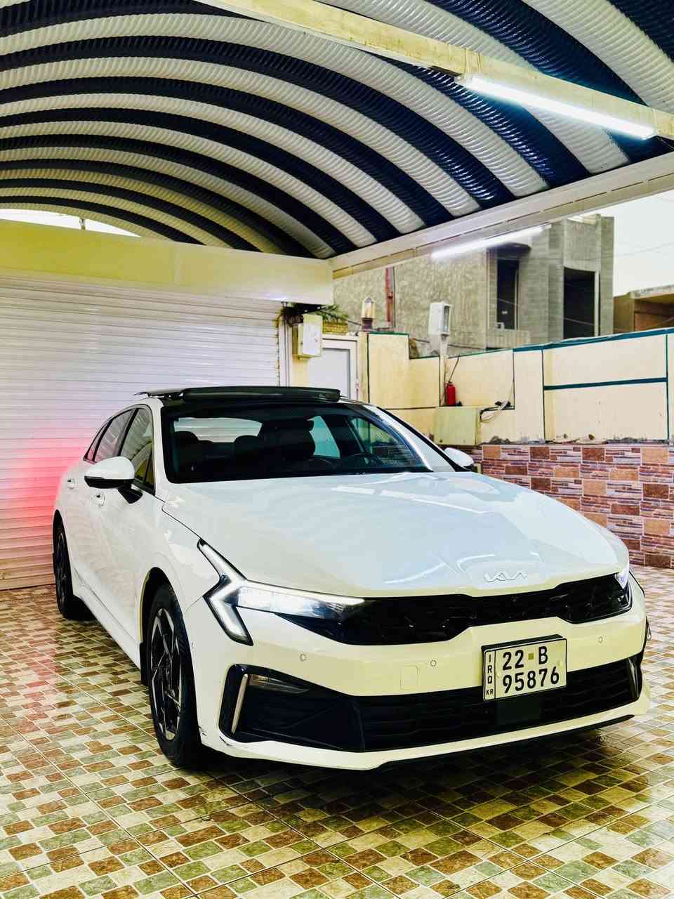 🔴كيا k5 . 2024  (vip مواصفات خاصة) 
🔴يتوفر بيع أو مراوس 

🔴قليل منها السيارة كلها بيانو بلاك 
🔴داخل جلد مشمشي 

     🔥 المواصفات 🔥
🔶️اعلى فئة بشركة  فول 1/1 
🔶️ماشيه 40  الف أم ضمان 
🔶️ضمان 5 سنوات 
🔶️خليجي كفالة عامة
🔶️محرك 2500 
🔶️مواصفات هواية
🔶️بانوراما 
🔶️4 كامرات 
🔶️بصمة عدد اثنين
🔶️كشنات تدفئة تبريد 
🔶️صندوق كهربائي 
🔶️كشنات جلد مشمشي مميز 
🔶️كشنات كهرباء 
🔶️أناره داخليه لمس
🔶️ اوتو هولد 
🔶️توقف ذاتي 
🔶️سايد بريك بصمة 
🔶️5 أوضاع القيادة 
🔶️ترحيب عن الاقتراب و إطفاء السياره
🔶️انارة داخل يدات الأبواب 
🔶️حساسات امامي خلفي
🔶️حساسات ضغط الإطارات 
🔶️شاشة تحذير عند اقتراب سيارة
🔶️تحذير تصادم عند فتح الباب
🔶️فتح الصندوق عند الاقتراب 
🔶️فتح وغلق الجام عن بعد 
🔶️مرايه وسطيه تعتيم 
🔶️مقاعد خزن كهرباء

🔶️سيارة كفالة عامة للخير سونار موجود 
🔶️السعر أتصال أو خاص 

🔴مكان السيارة الديوانية 
🔴للتواصل ***********
