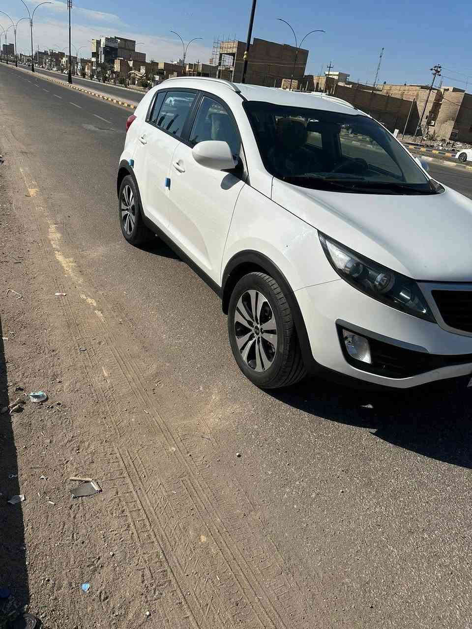 السلام عليكم سبورتج رقم اربيل الجديد موديل 12 السياره جديده معنه الكلمه ماشيه ٨٧كم الاتفسار ***********
