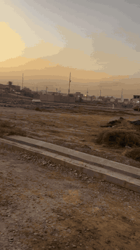 ارض مساحة 100 متر 5  واجهية نزال 20 سند  25 للبيع للتواصل *********** بيع مستعجل وعنوانه بالفيديو ومكانه مصور بالفيديو تواصل واتس اب او ماسنجر او تصال السعر بالخاص لتنسون بيع مستعجل
