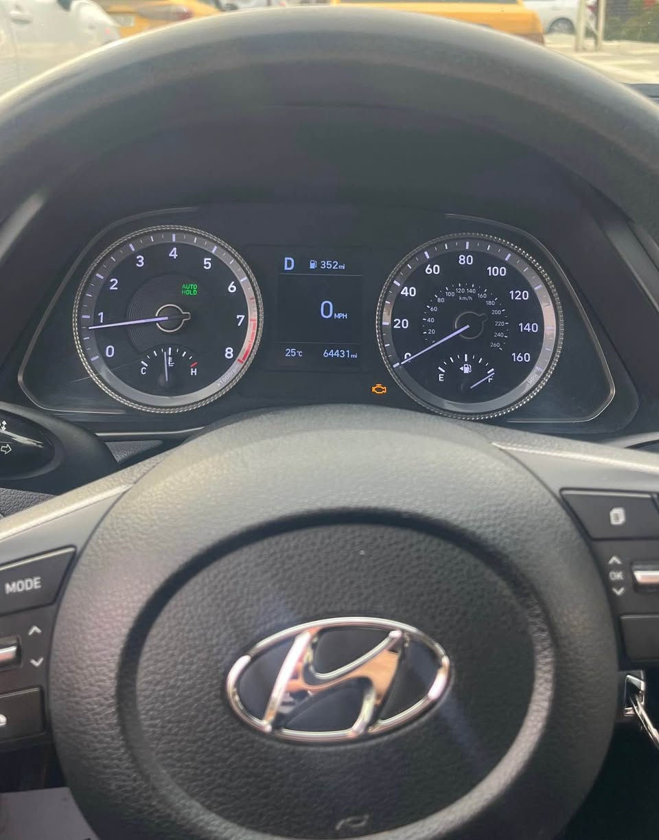 السلام عليكم للبيع سوناتا 
موديل 2021
الرقم اربيل 
اللون سمنتي
المحرك 2500
ماشية 66 الف
السعر المطلوب 14,800$ 
للاستفسار *********** بغداد, العراق
