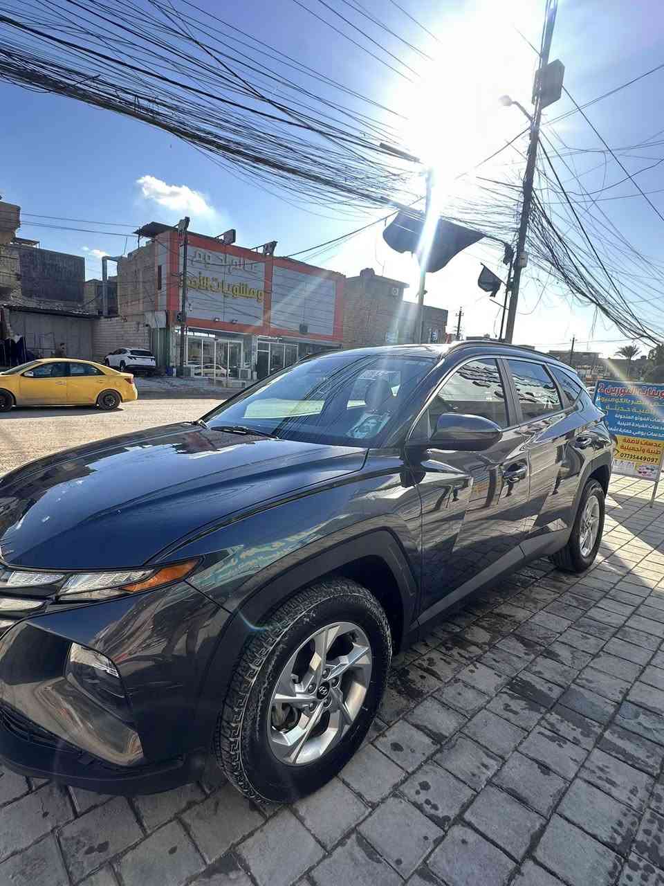 السلام عليكم 
توسان هونداي

2024 ضرر السيارة بل منشور 

السيارة بسمي رقمهة بغداد

لونهة رمادي 

دفع رباعي 

مواصفات السيارة

ابواب بصمة+شتغيل عن بعد 

تحديد مسار 

شاشة كبيرة كار بلي

كشنات حار 

رادار بل مري

تبريد لمس 

كشن كهرباء

جنطة كهرباء 

توقيف ذاتي

مكينة2500 تنفس طبيعي

 سعر 185 وبيهة مجال 

عنوان السيارة بغداد الامين  + شارع الضلال (ما متواجد خاص)

***********
