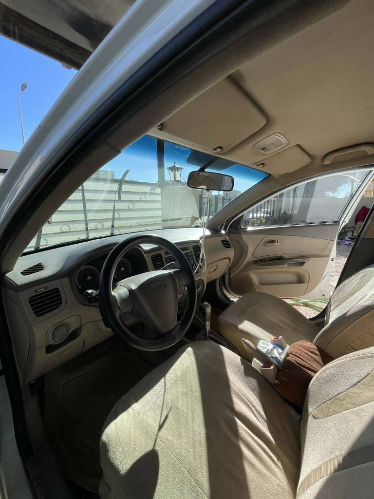 كيا ريو موديل ٢٠١١ توماتيك مكينه گه وره ١٦
تنها بونيتي سبوخه گير تماتيك بي ليداران 
رقه مه و ژينگه و ريگاو بان نويه به شه ر تي هه مو شت 
سياره كه جاهزه 
له هه و ليرم *********** أربيل, العراق
