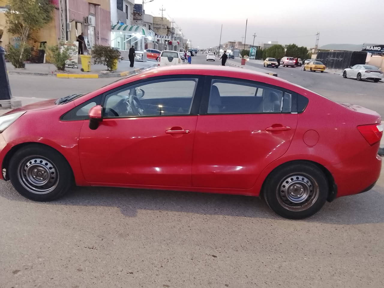 سلام عليكم سياره كيه ريو مديل 12 سياره حلوه ومرتبه مال بيت محتاج واريد ابيع كفاله منضربه والعيب شرعي رقمه بصره مشروع وطني سنويه ال 28  رقمي ***********
