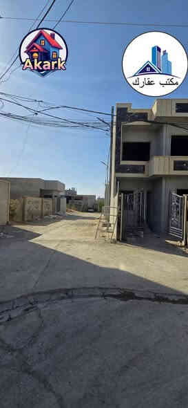 السلام عليكم دارين للبيع قرب جامع الانفال مقابيل مخزن السيراميك موصل حي الملايين الثانيه زراعي ملك صرف بستان مساحه الدار الواحد (135) متر واجهه (10) يتكون الدار اربع غرف نوم هول استقبال صحيات خدمات كامله (السعر(130)مليون) تستلم مفتاح مباشر الاستفسار اكثر الاتصال بالارقام التاليه
(***********)
(***********)
