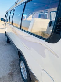 كوستر • محرك جديد • صبغ جديد