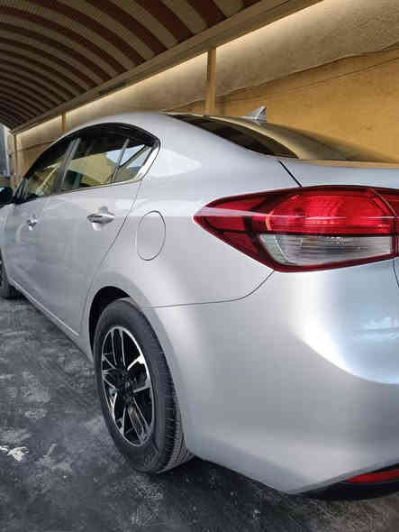 السلام عليكم 
من رخصة مدير الكروب والادمنية المحترمين 
للبيع فورتي وارد امريكا فئة EX جماعة الفورتي يعرفون شنو مواصفاتها ،، ((فول الفول)) ميحتاج اذكر مواصفاتها عدد المسافة 84
حادث امريكا سطحي صبغ بنيد ،جاملغ ،، بالعراق طخه بين باب خلفي وجاملغ صبغ مقدار شبر شغل درجة اولى 
السيارة جاهزة من جميع النواحي تراي زيرو تجي تفحص وتشوف ،،، بدون ايرباك ،، كلها سليمة ،،  بيها كم رصعه مال حالوب ممبينات الحمدلله 
رقم بغداد ،، باسمي تحويل ثاني يوم ان شاء الله 
سعر البيع (130) $ 
للتواصل على الرقم 
***********
