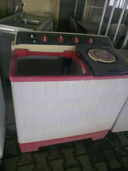 متاح غسالات
توشيبا ١١كيلو ب١٠٠
الحافظ ١٨ كيلو ب ١١٠
هيتاشي ياباني ٨كيلو ب٩٠
نشنال ياباني ٨كيلو اخت الجديده ١٢٥
الطارميه شارع التدبير مجاور مصور اللؤلؤه ***********
***********
