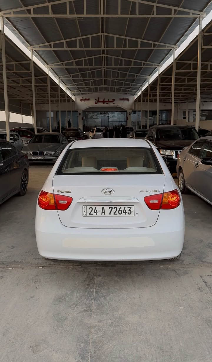 النترا 2011 خليجي اوتوماتيك
رقم سنويه جديد 2028
گير محرك بشرط 
محرك 1600 مامفتوح
ماشيه 238 الف كيلومتر
نص جاملغ امامي تعديل و صبغ بخ بشرط بدون دواخل
مكانين تعديل بارد بالباب
سيارة نضيف و جديد و جاهز
سعر 114 ورقه و مجال بسيط
عنوان قضاء بردرش/دهوك
تلفون واتساب 
*********** الحمدانية, نينوى
