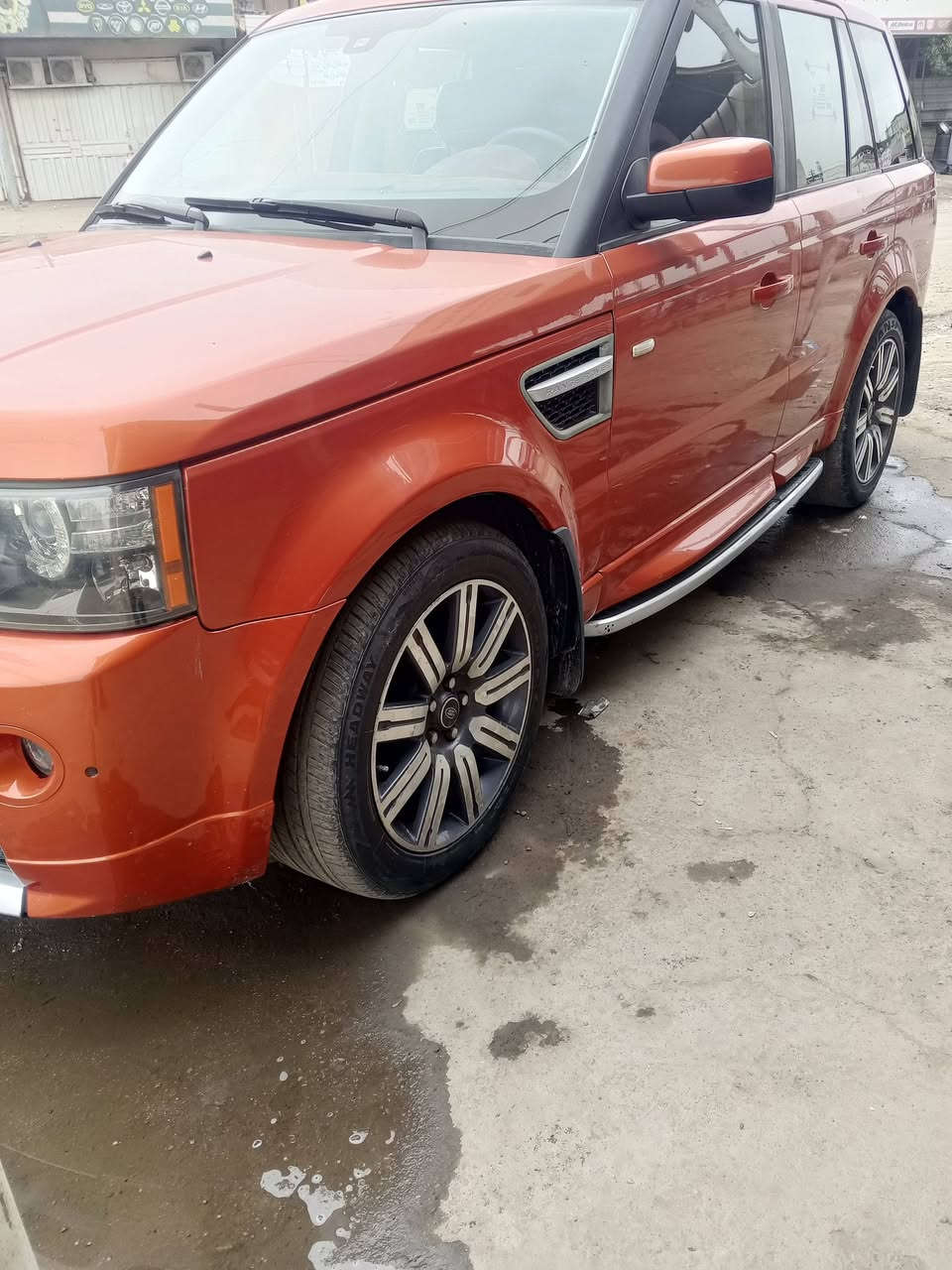 سلام عليكم
للبيع فقط 
للبيع فقط 
للبيع فقط
١١٠ الف وبيها مجال بسيط
رانج ٢٠٠٦ سبورت٨ سرندر
محدثه ١٣ مصبوغه الجماليه فقط بدون ضرر
تحويل جديد هزه وغرامه ورقم بغداد باسمي
كير ومحرك وصدر وجوبلسات خير من الله 
مكان سيارة بغداد بياع 
للستفسار***********
غير متواجد على الفيس
