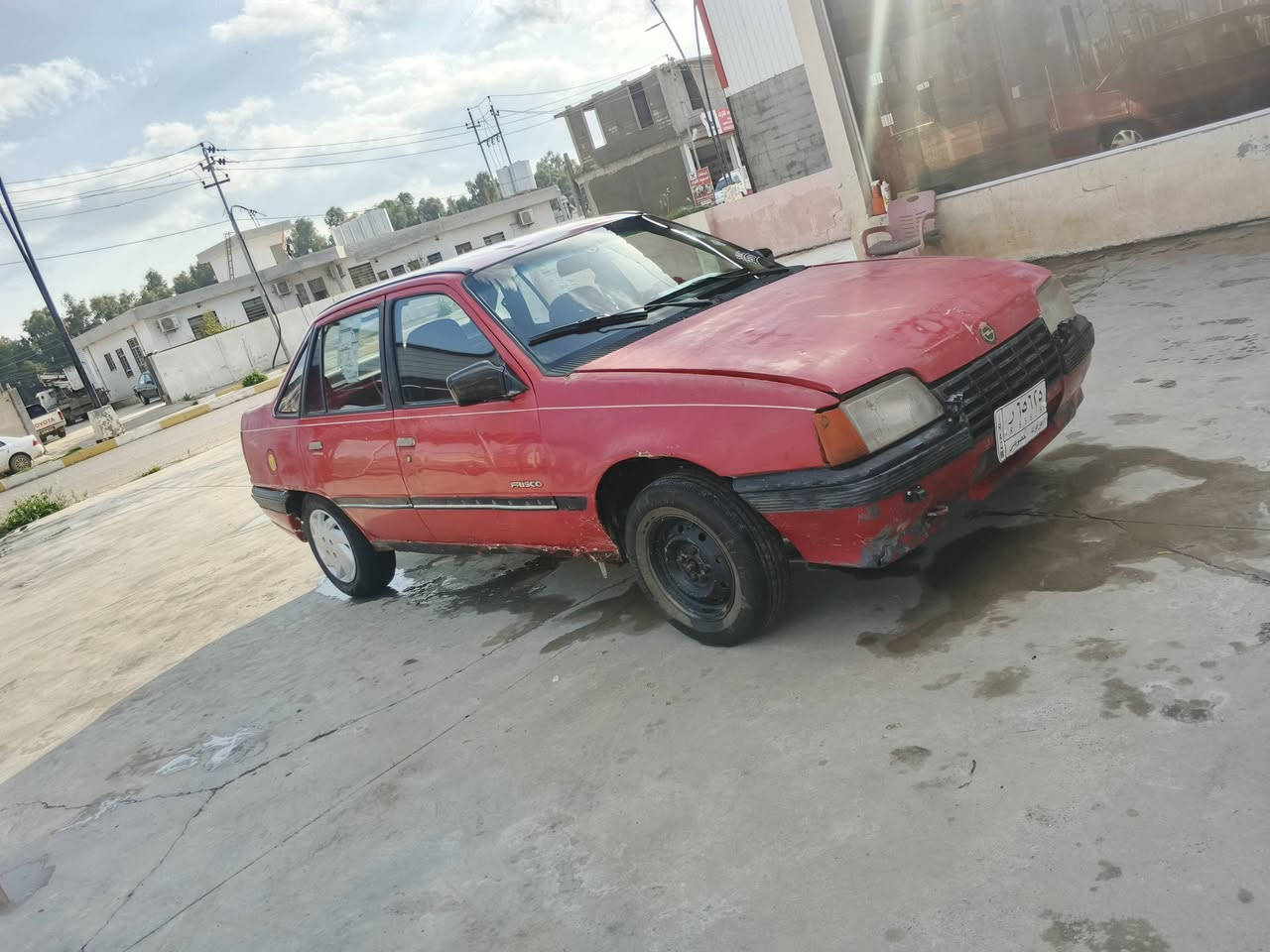 سلام عليكم 
سياره اوبل كادين حجم 18
دوش محرك كير شرط 
رقم كركوك الماني 
سنويه عظم عاج منتهيه 
 2022
السعر 12
العنوان /الحويجه 
رقم
***********
مكلف بل نشر
