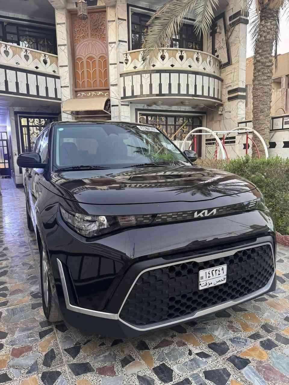 السلام عليكم للبيع فقط
كيا صول موديل 2024دخول جديد بدون رقم منفيس بسمي بيها رقم فحص مؤقت المواصفات Sرادرات امامي خلفي جانبي مكينه 2000دوش توقف ذاتي 
ويل كب  تحديد مسار صور الحادث ورقم شاصي بل منشور بدون ايرباك بدون تبديل فقط قبق جنطه صبغ جديده لوك ماشيه 26 الف السعر 145$ ورقه مكاني بغداد جديده الاتصال‬

‭0773 548 4352‬
